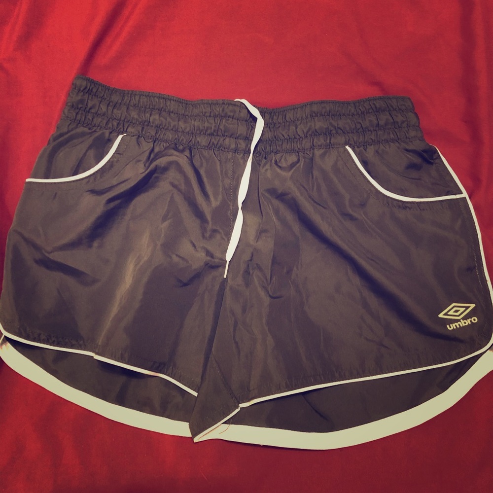 Umbro Shorts - M